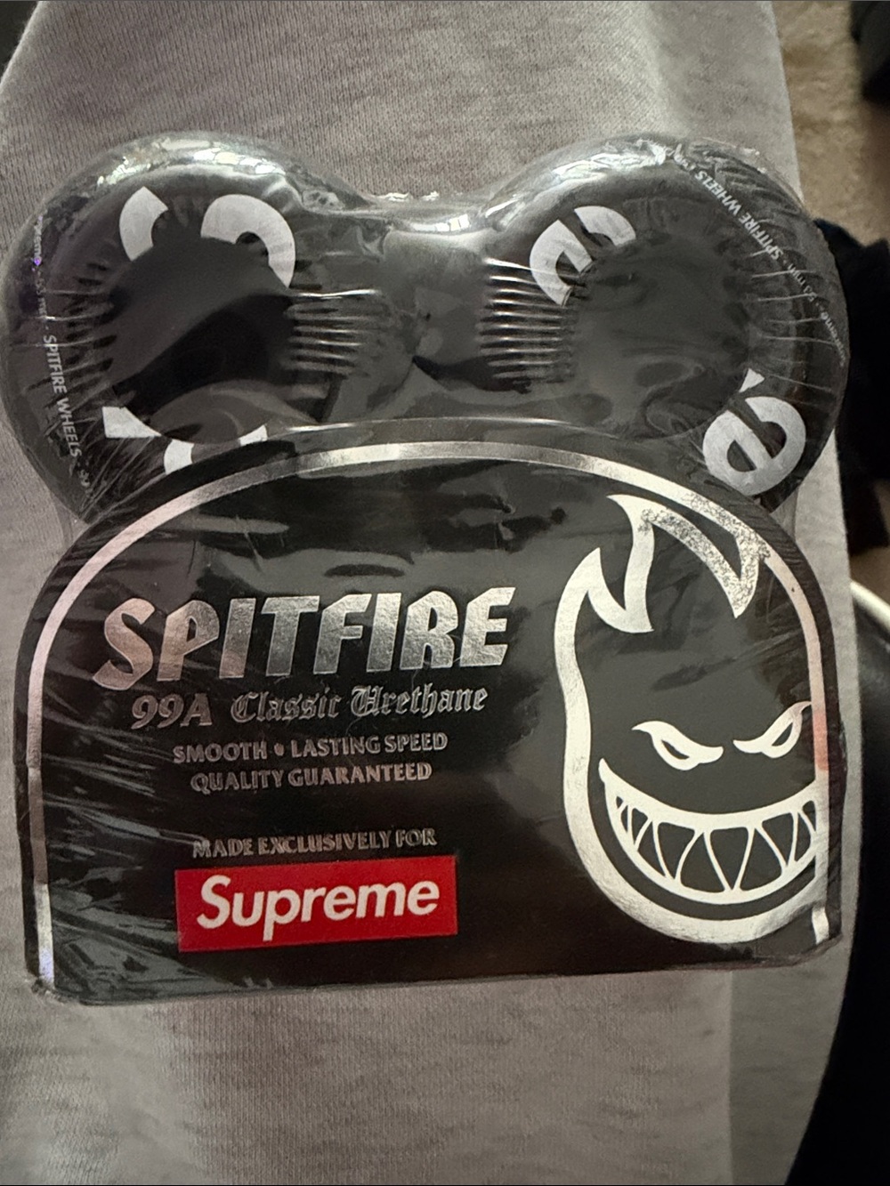 Supreme x Spitfire Wheels